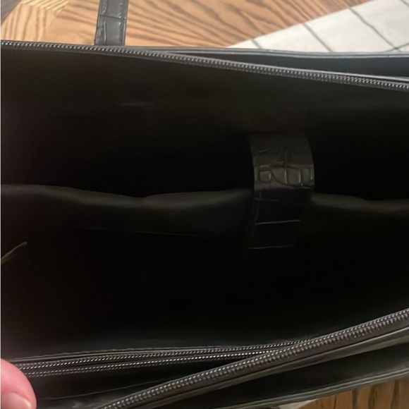 Beis “The Work Tote” in black croc - Picture 4 of 6